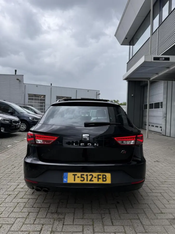 2.0 TDI FR Automaat Full Option Xenon Pano Camera