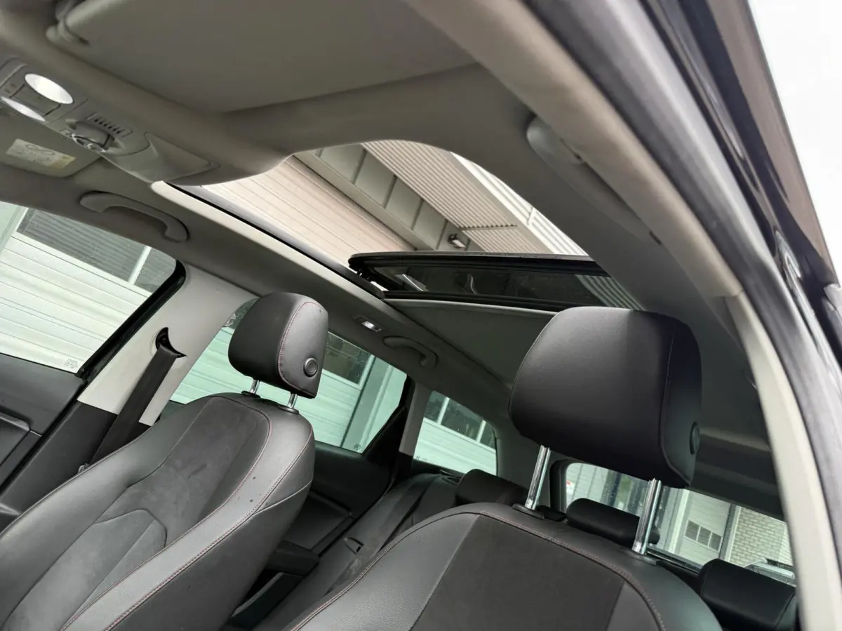 2.0 TDI FR Automaat Full Option Xenon Pano Camera