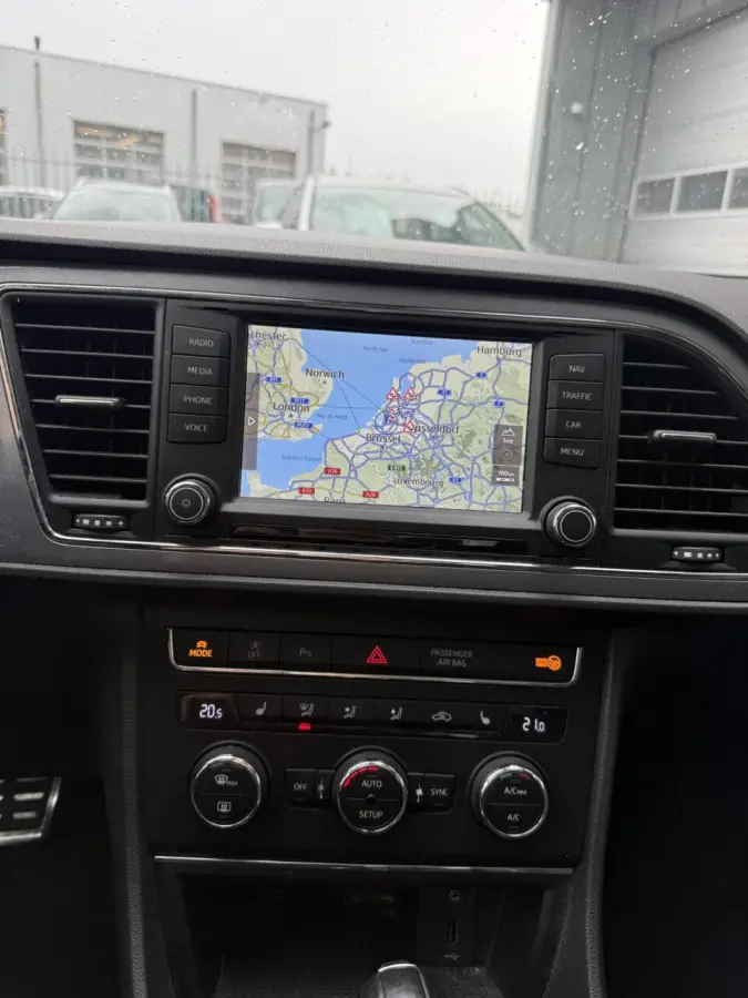 2.0 TDI FR Automaat Full Option Xenon Pano Camera