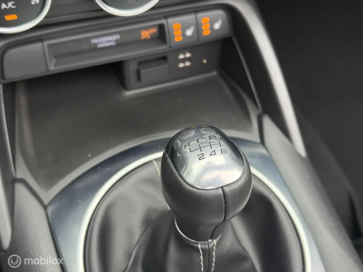 1.4 MultiAir Turbo Lusso Sport Leer Navi Camera Bose Slechts 9000 km!