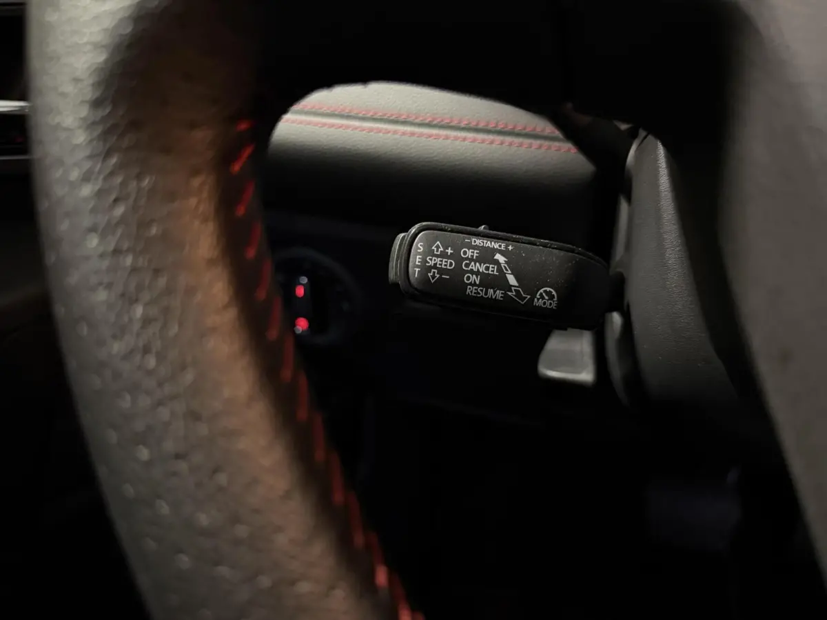 1.0 TSI FR DSG 116PK Virtual Beats Sfeer Camera