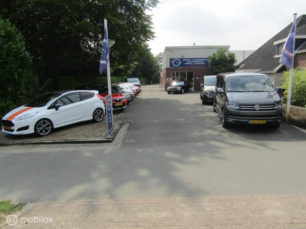 0.9 TCe Intens bj:2017 146888 km airco cruise
