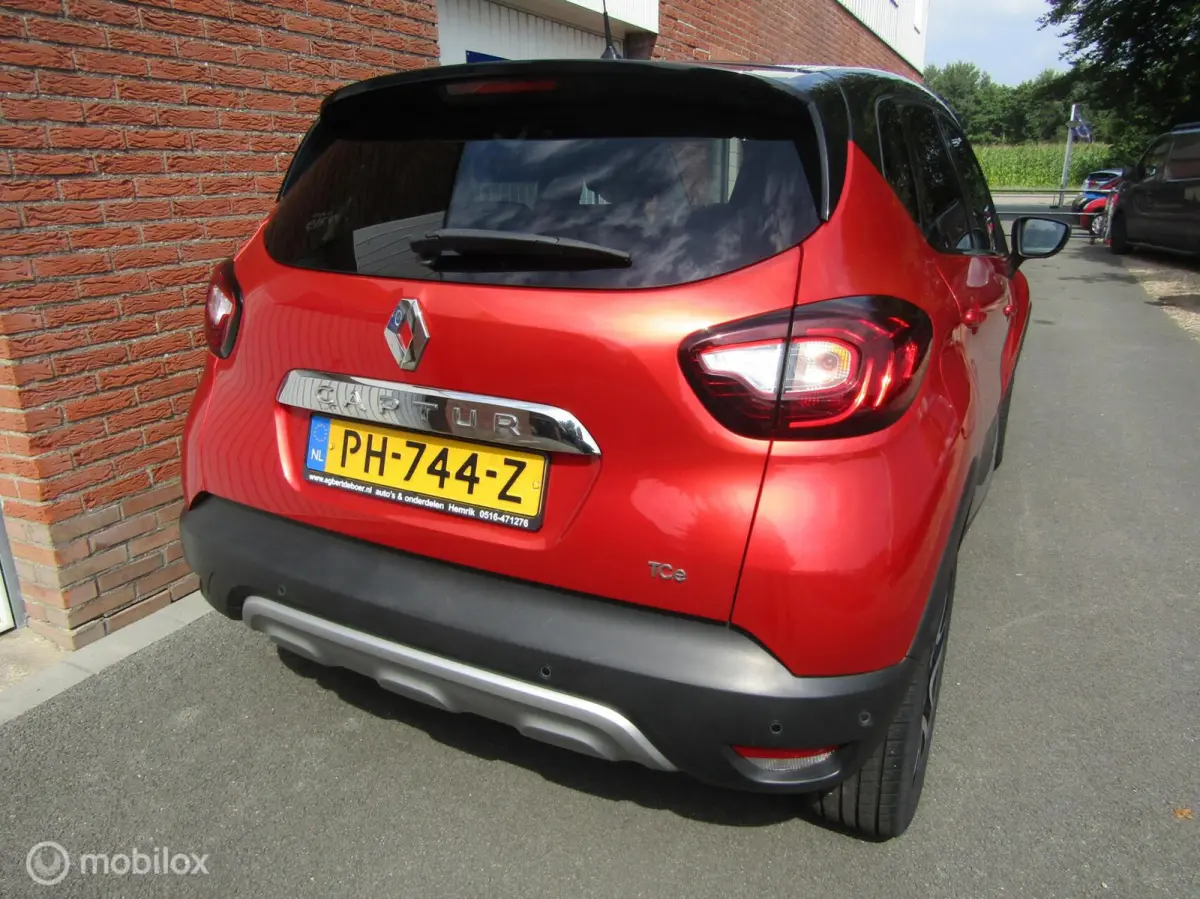 0.9 TCe Intens bj:2017 146888 km airco cruise