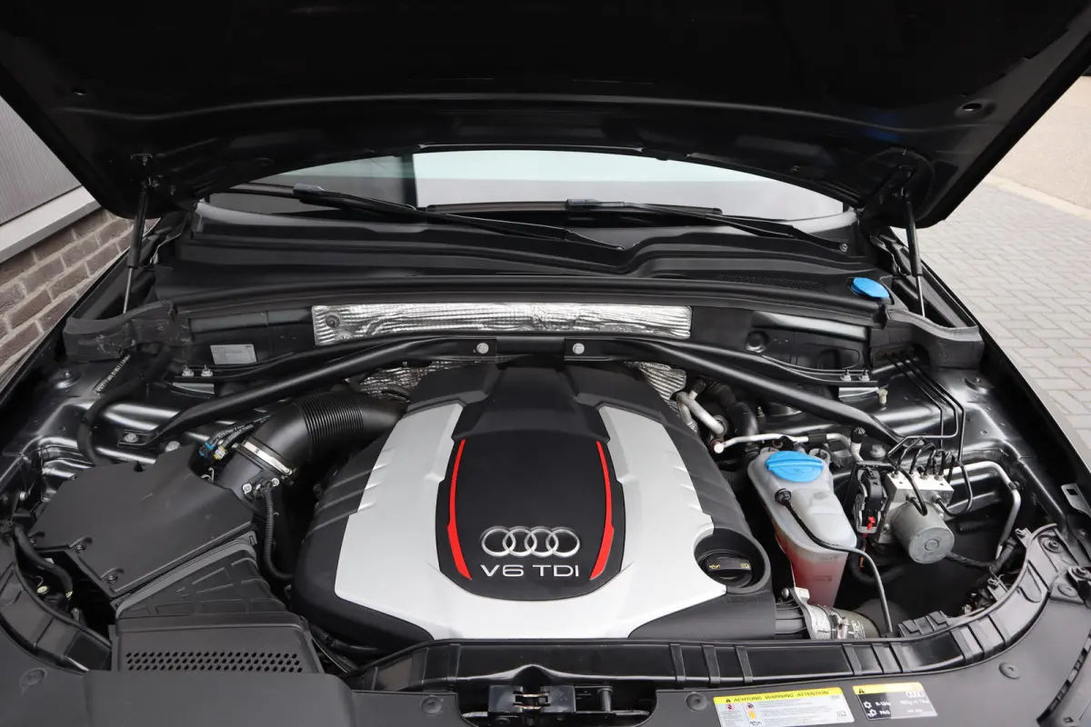 SQ5 3.0 TDI 313 pk SQ5 Quattro Pro Line S-Line / Nieuwstaat/ Carbon/ Pano-Dak/ Keyless/ B&O-Sound/ Bi-Xenon/ Stoel.Verw + Koeling/ Adap.Cruise/ 22'' LMV