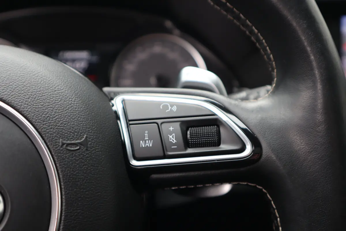 SQ5 3.0 TDI 313 pk SQ5 Quattro Pro Line S-Line / Nieuwstaat/ Carbon/ Pano-Dak/ Keyless/ B&O-Sound/ Bi-Xenon/ Stoel.Verw + Koeling/ Adap.Cruise/ 22'' LMV