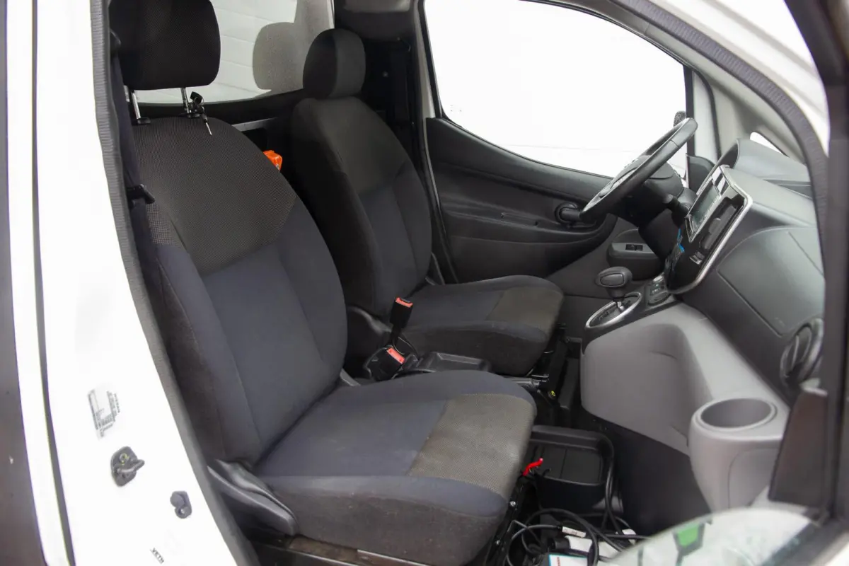e-NV200 40 kWh Kipper Navi/Camera/44Dkm