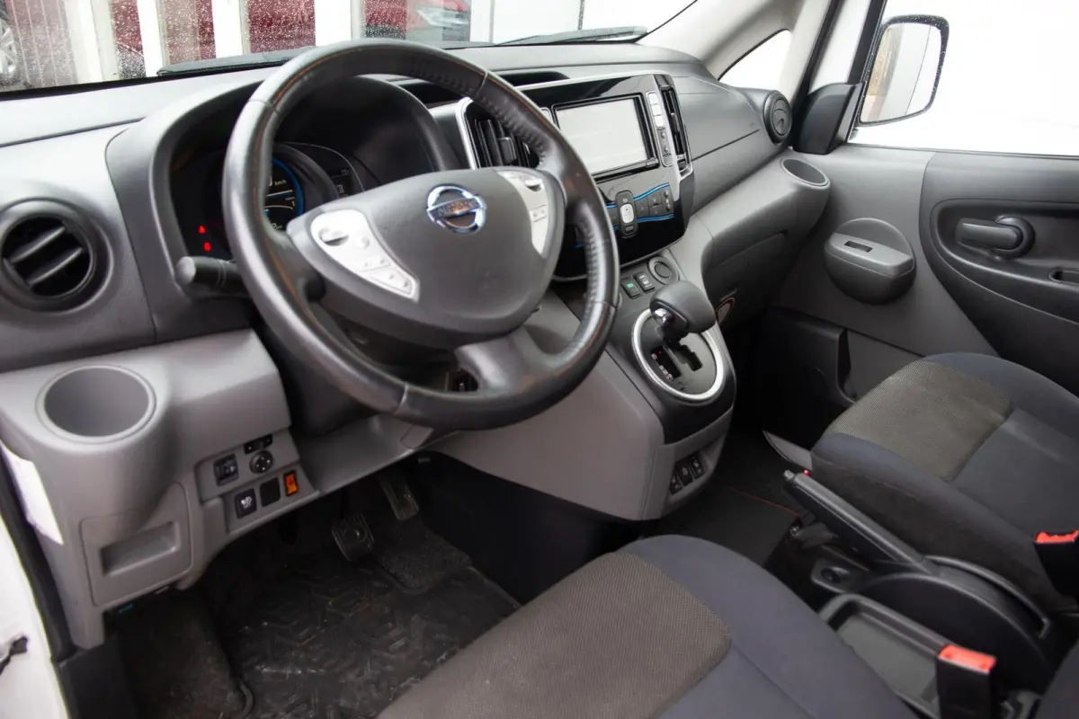 e-NV200 40 kWh Kipper Navi/Camera/44Dkm
