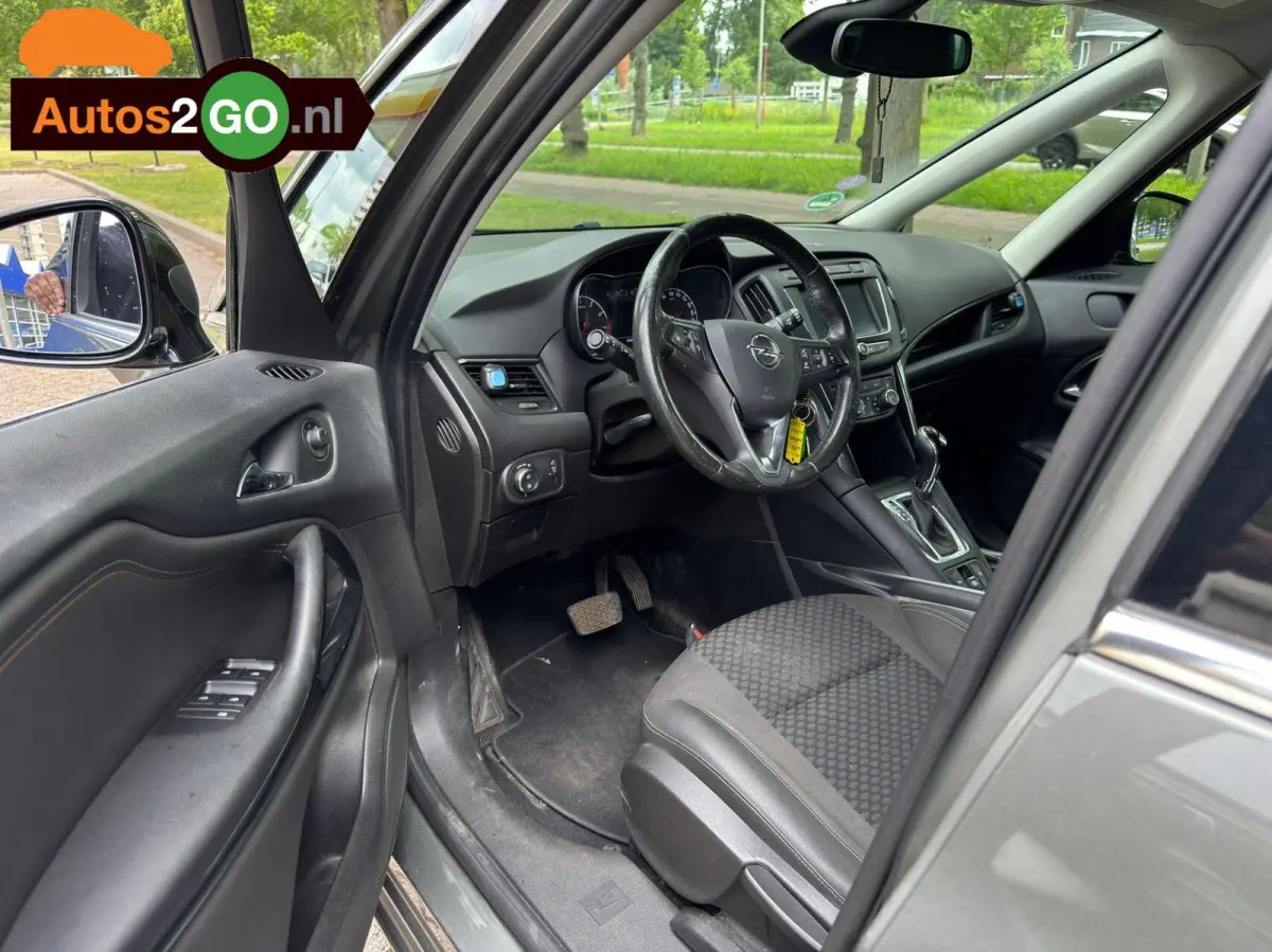 1.4 Turbo Online Edition 7persoons I Automaat I Navi I camera I parkeersensoren I AppleCarplay Android auto I verw. stoelen en stuur wiel I rijklaar I