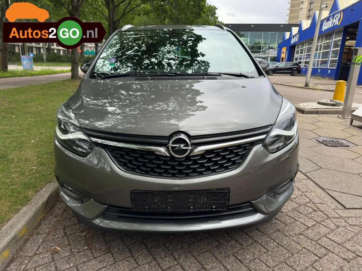 1.4 Turbo Online Edition 7persoons I Automaat I Navi I camera I parkeersensoren I AppleCarplay Android auto I verw. stoelen en stuur wiel I rijklaar I