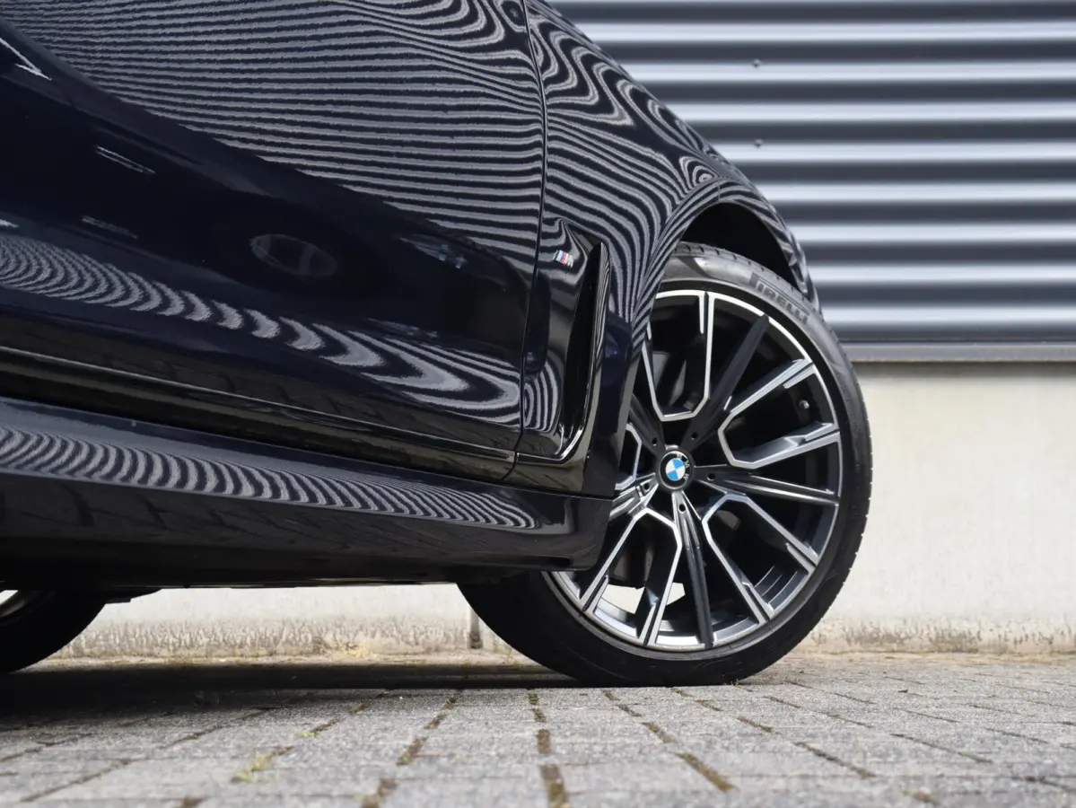 Sedan 745e High Executive | M Sportpakket | Head-Up | Driving Assistant Prof. | Harman Kardon | Soft Close | Stoelventilatie | Parking Assistant Plus | SOH 96% | 20'' LMV