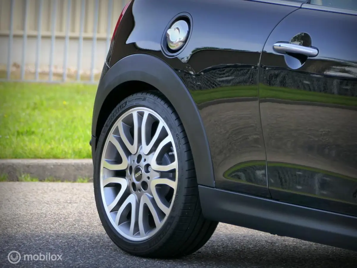 2.0 S Chili - 18" - leer - H/K - HUD - BTW auto