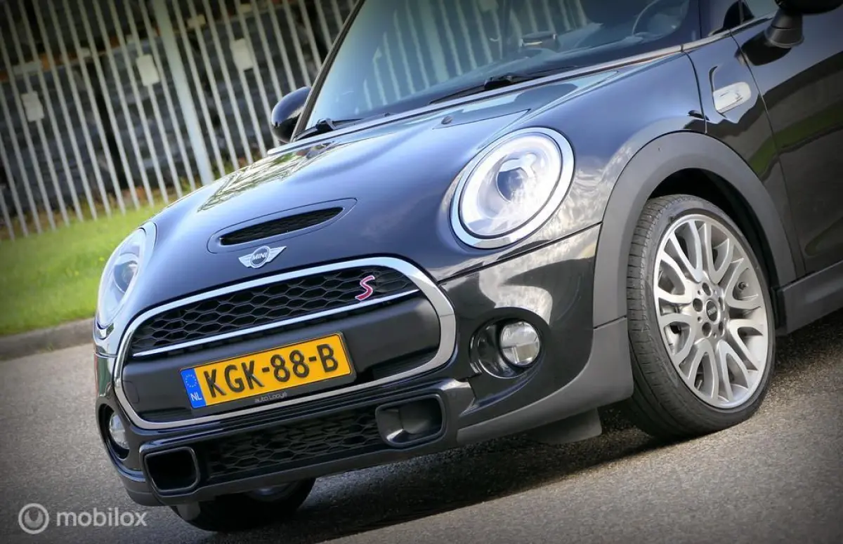 2.0 S Chili - 18" - leer - H/K - HUD - BTW auto