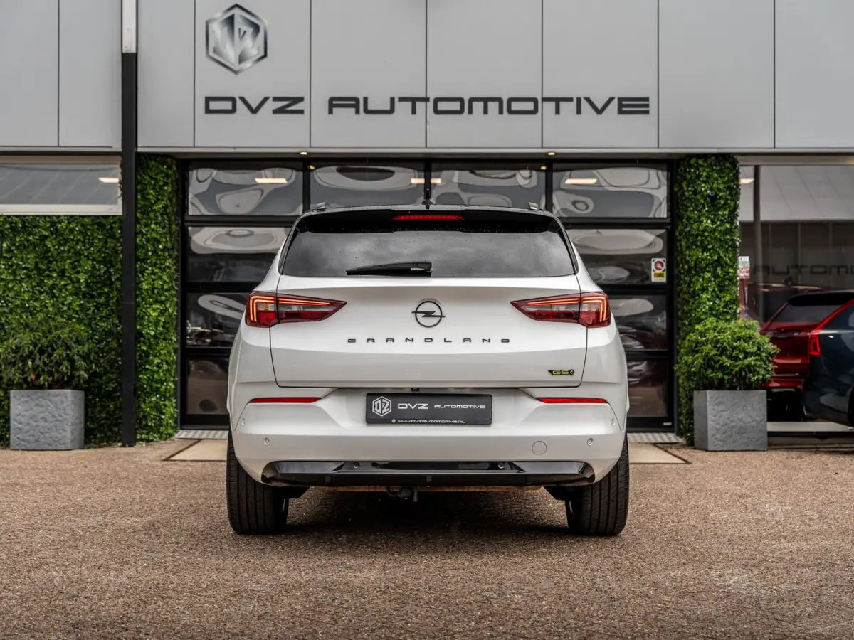 1.6 Turbo Plug-In Hybrid 4x4 300PK GSe | Two-Tone | Trekhaak | Winter Pack | BTW