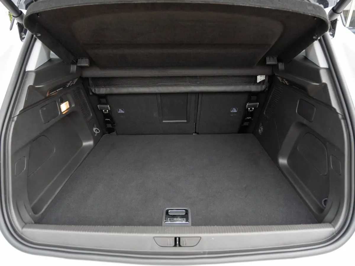 1.6 Turbo Plug-In Hybrid 4x4 300PK GSe | Two-Tone | Trekhaak | Winter Pack | BTW