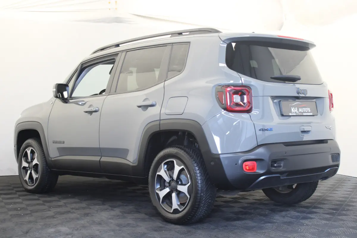 4xe 240 Plug-in Hybrid Electric Trailhawk |Stoel/stuur verw.|Camera|