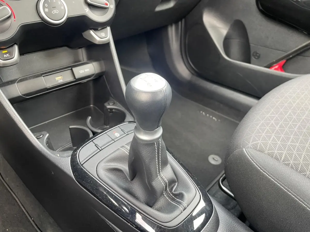 1.0 DPi DynamicLine | Parkeer camera | Cruise control | LM-Velgen | Apple Carplay/Android Auto