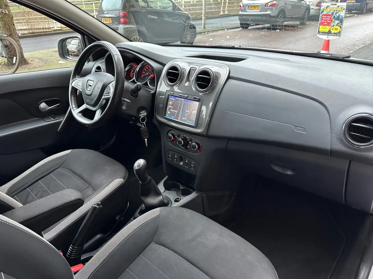 0.9 TCe Stepway Navi Airco Camera PDC
