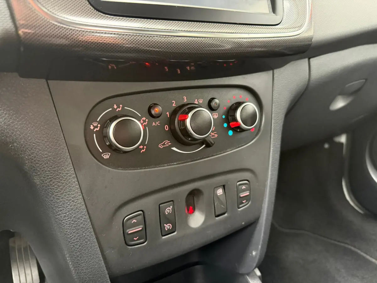 0.9 TCe Bi-Fuel SL (G3) | NAP | Cruise | Bluetooth | PDC | 5 Deurs |