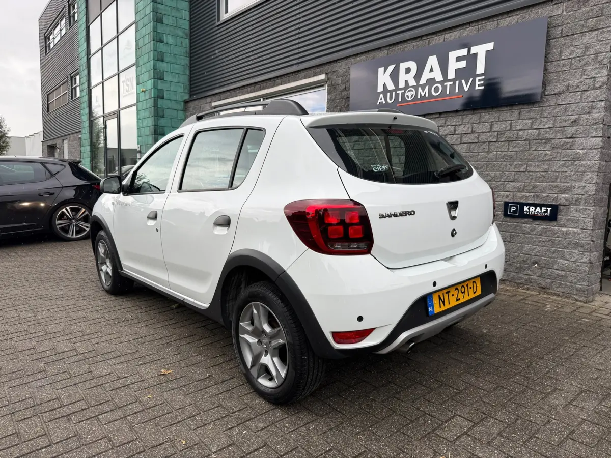 0.9 TCe Bi-Fuel SL (G3) | NAP | Cruise | Bluetooth | PDC | 5 Deurs |