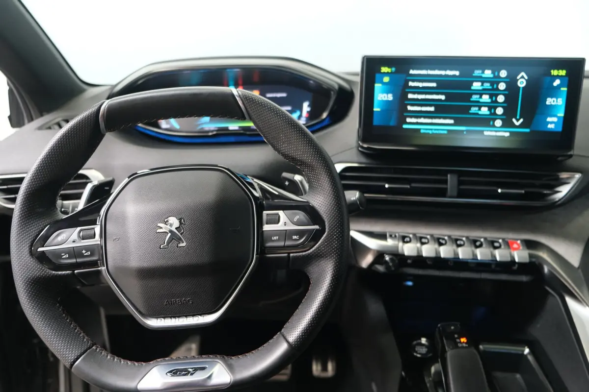 1.6 HYbrid 225 GT Automaat - N.A.P. Airco, Cruise, Camera, Virtual Display, Stoelverwarming.
