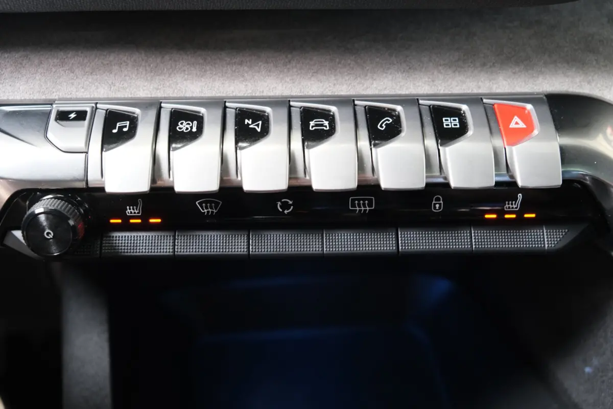 1.6 HYbrid 225 GT Automaat - N.A.P. Airco, Cruise, Camera, Virtual Display, Stoelverwarming.