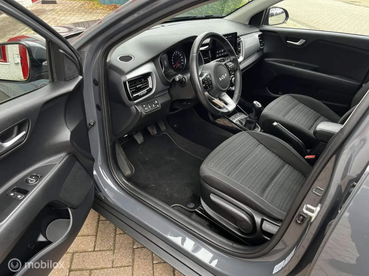1.0 T-GDi MHEV NAVI / CAMERA / CRUISE