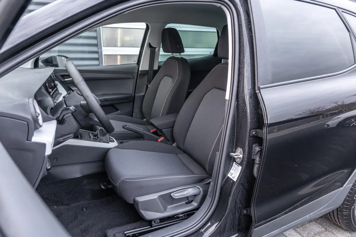 1.0 EcoTSI 95pk Style Business Connect | Apple Carplay/Android Auto | Stoelverwarming
