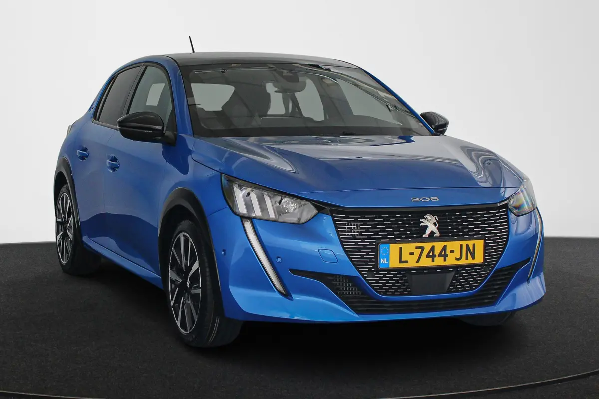1.2 PureTech GT Pack Panoramadak Stoelverwarming Achteruitrijcamera Dodehoek