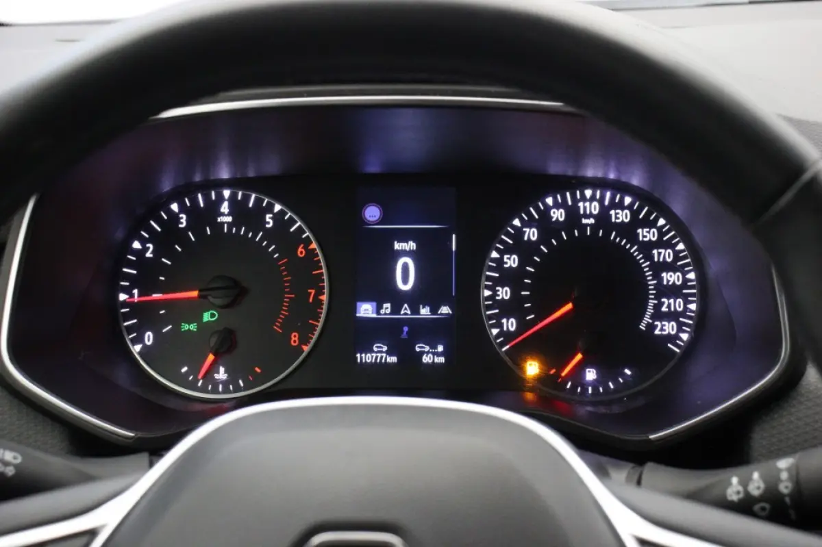 1.0 TCe Zen - Carplay, Navi, Cruise