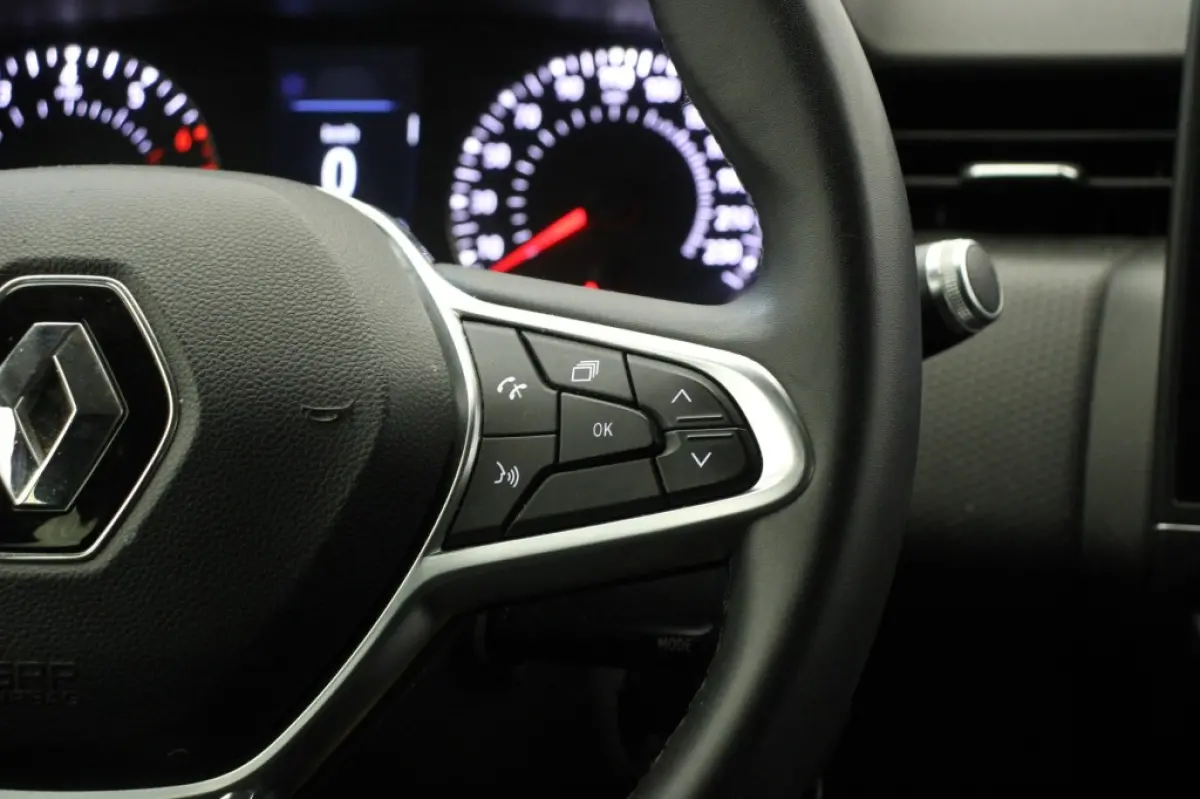 1.0 TCe Zen - Carplay, Navi, Cruise