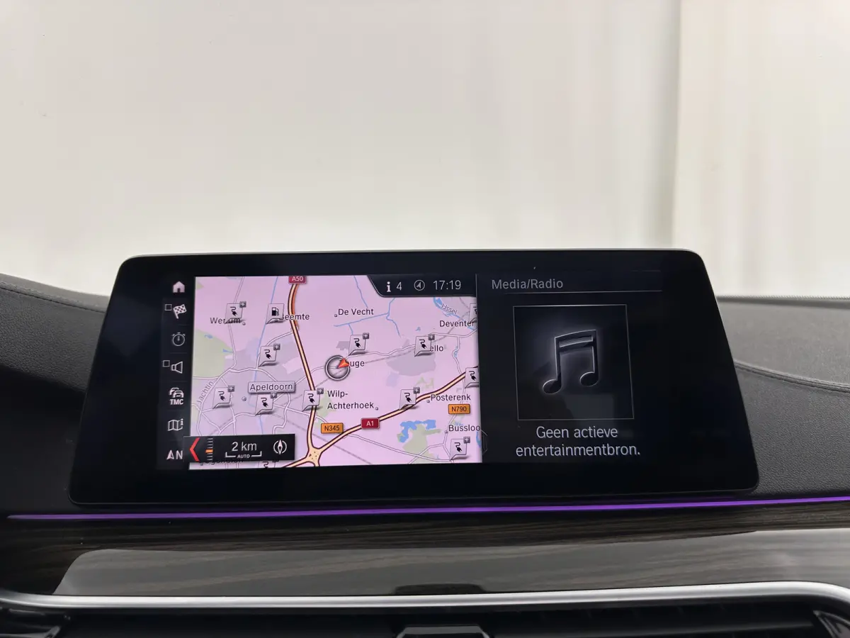 530e iPerformance High Executive (Plug-in) Aut.*PANO | LEATHER | FULL-LED | TOPVIEW | KEYLESS | HARMAN/KARDON | BLINDSPOT | MEMORY-PACK | HEATED-COMFORTSEATS | DIGI-COCKPIT | AMBIENTLIGHT | 