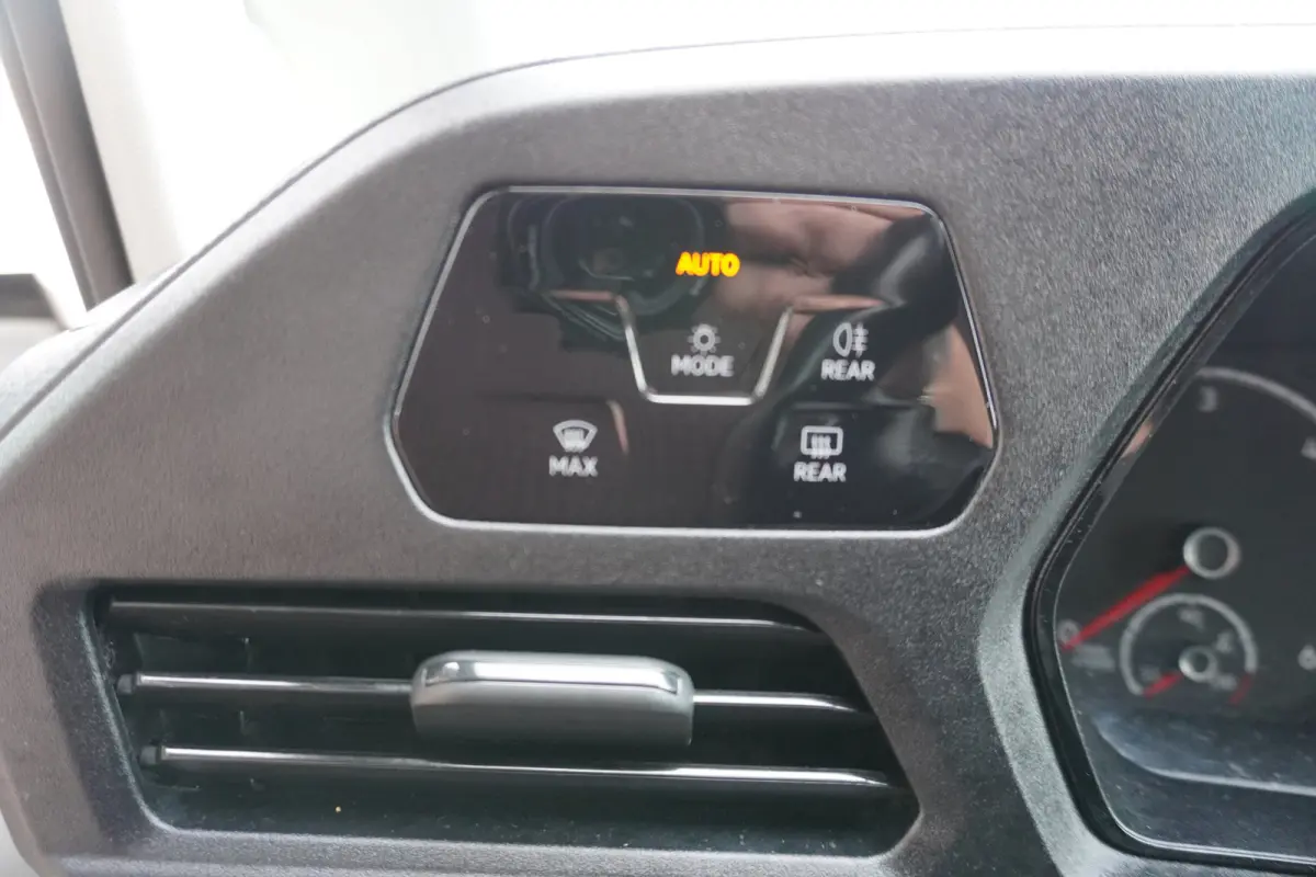 Maxi 2.0 TDI 123PK Automaat nr. V158 | Airco | Cruise | Navi | Trekhaak