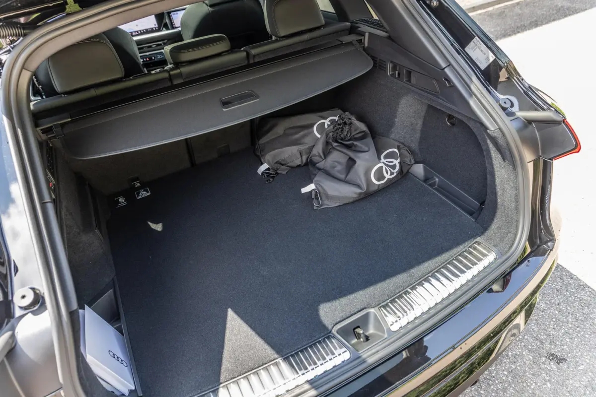 2.0 TFSI e-hybrid quattro S edition Competition | Winter Pakket | Mmi Experience Plus | B&O Sound