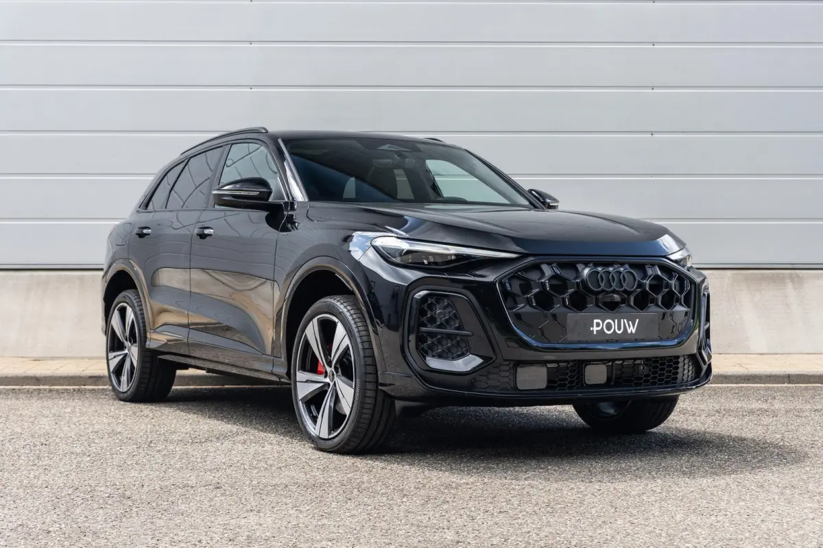 2.0 TFSI e-hybrid quattro S edition Competition | Winter Pakket | Mmi Experience Plus | B&O Sound