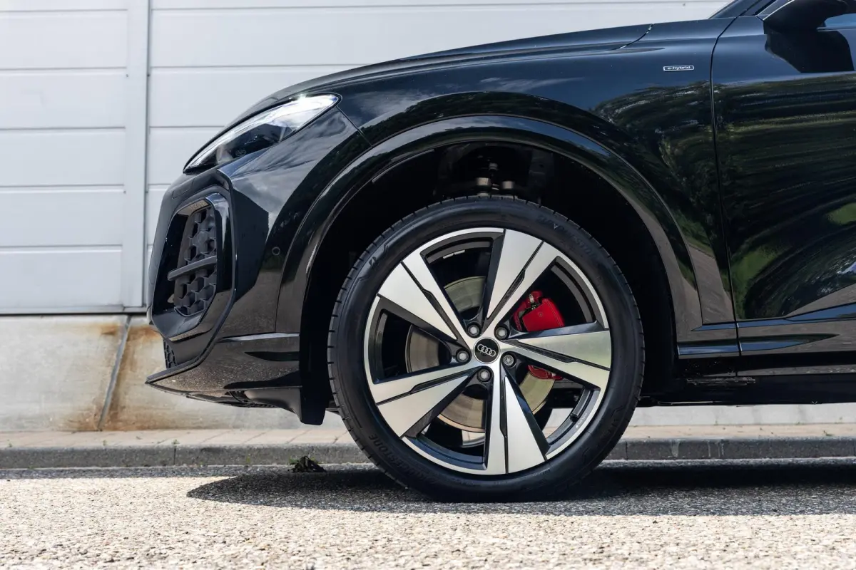 2.0 TFSI e-hybrid quattro S edition Competition | Winter Pakket | Mmi Experience Plus | B&O Sound