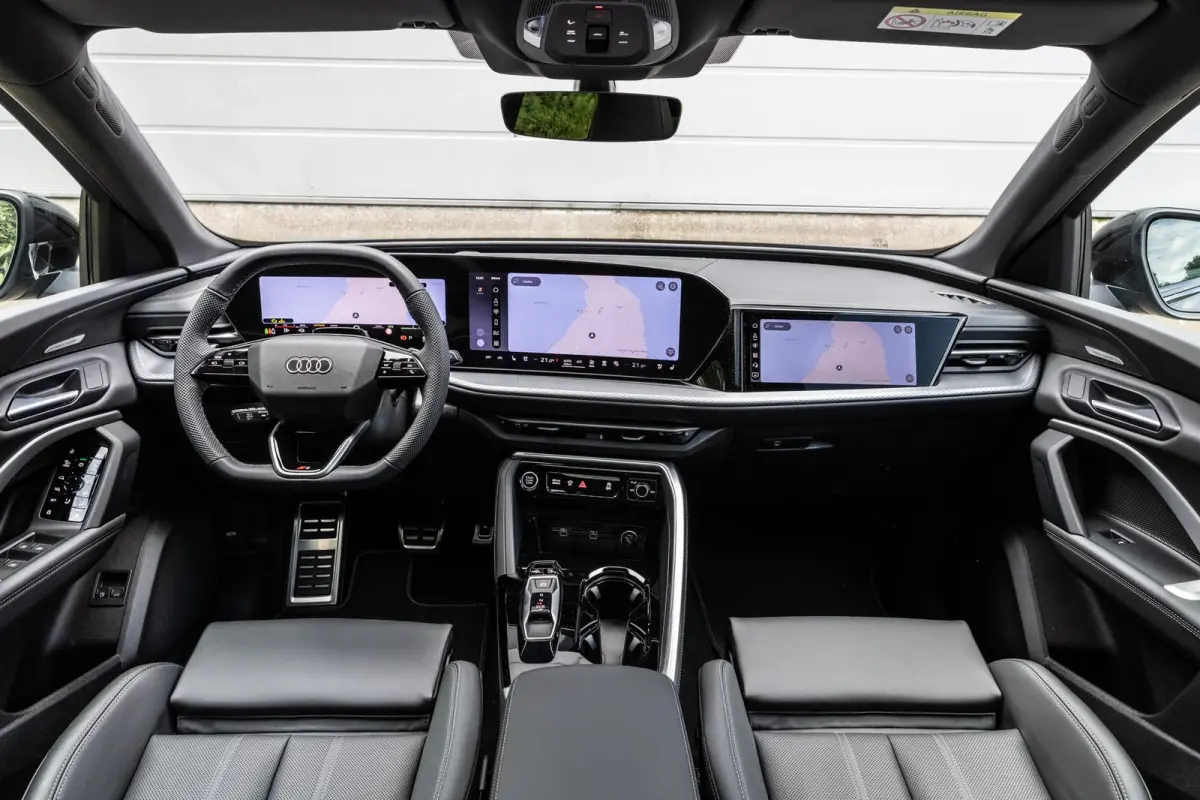 2.0 TFSI e-hybrid quattro S edition Competition | Winter Pakket | Mmi Experience Plus | B&O Sound