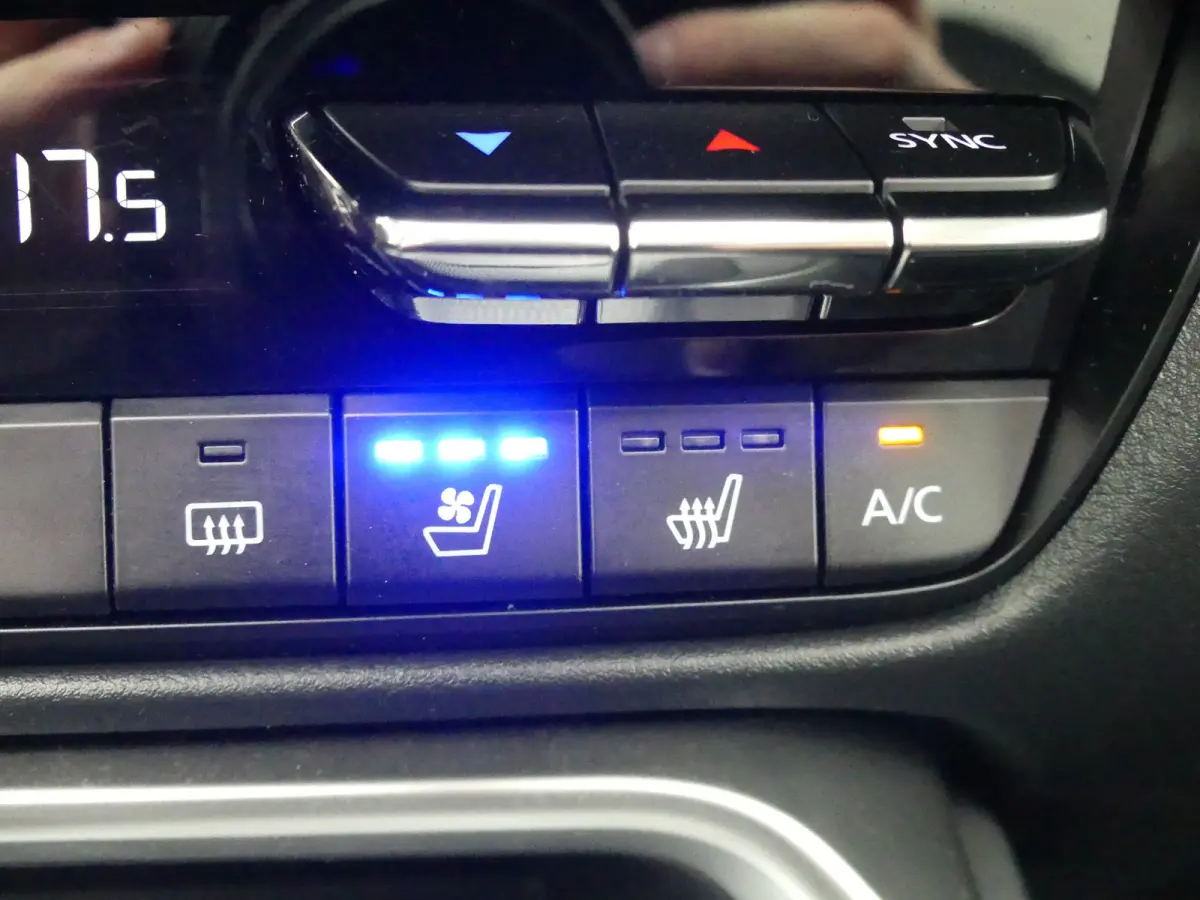 2.5 e-SkyActiv PHEV Homura | PANORAMADAK | ADAPTIVE CRUISE | CAMERA V+A | 360 CAMERA | STUUR+STOELVERWARMING | STOELVENTILATIE | PARKEERSENSOREN V+A | ELEKTRISCHE ACHTERKLEP | HEAD-UP | NAVI