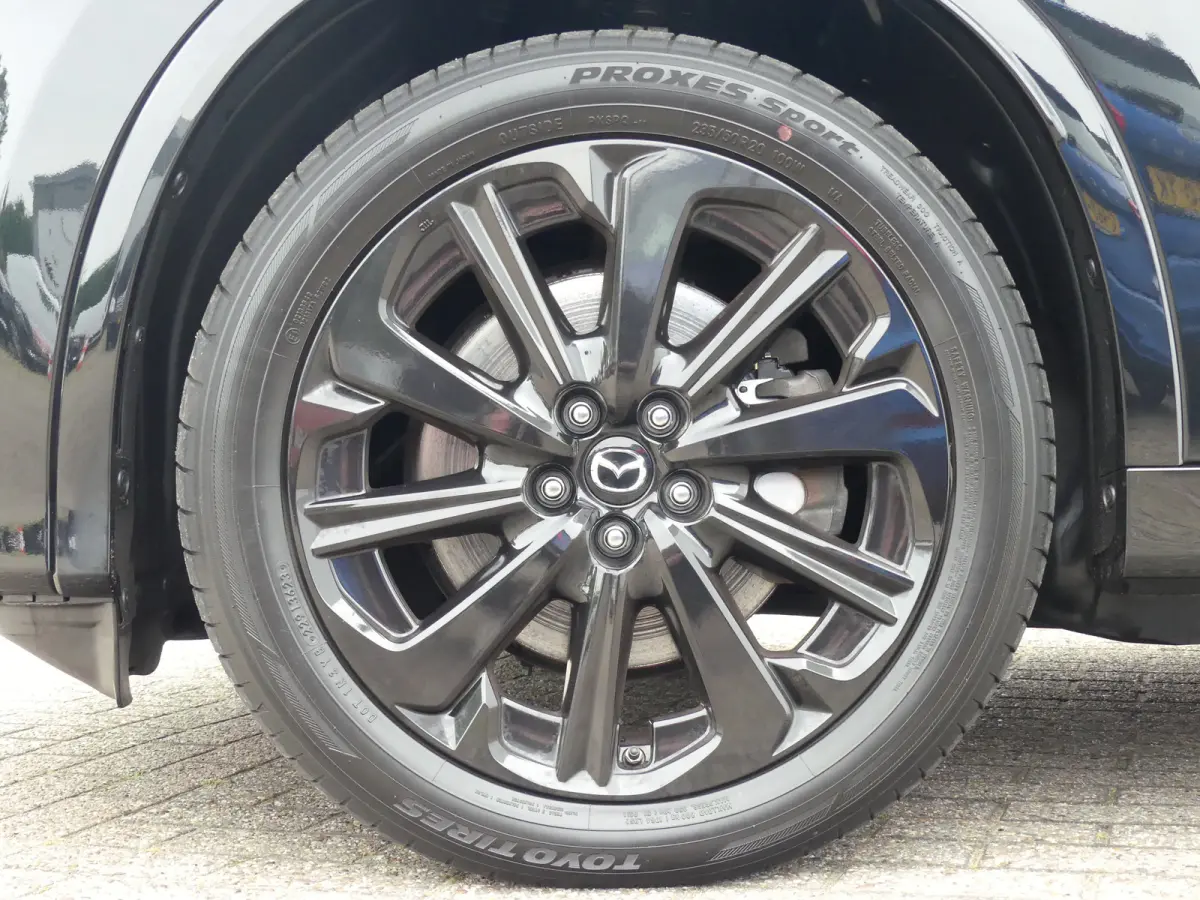 2.5 e-SkyActiv PHEV Homura | PANORAMADAK | ADAPTIVE CRUISE | CAMERA V+A | 360 CAMERA | STUUR+STOELVERWARMING | STOELVENTILATIE | PARKEERSENSOREN V+A | ELEKTRISCHE ACHTERKLEP | HEAD-UP | NAVI