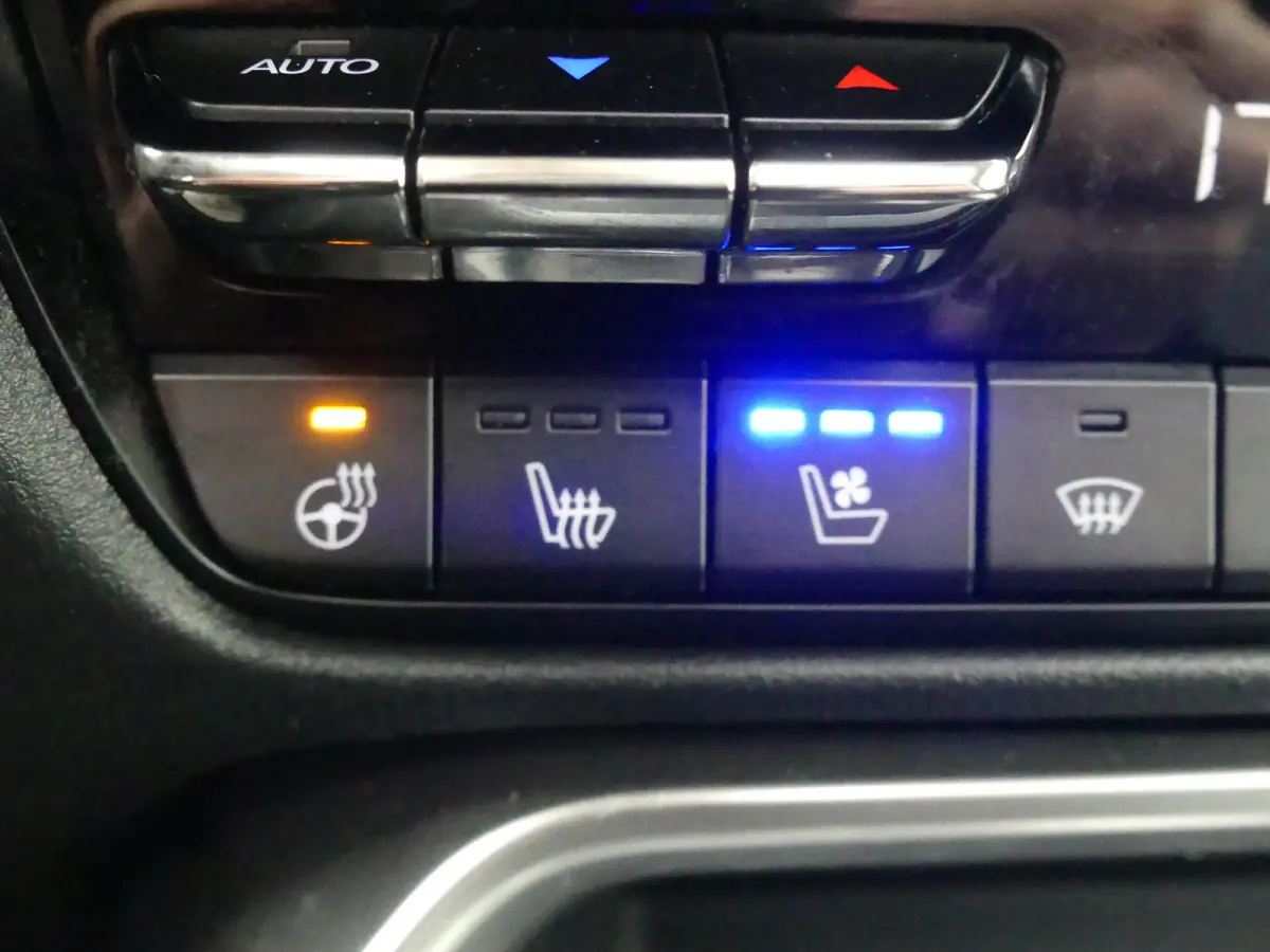 2.5 e-SkyActiv PHEV Homura | PANORAMADAK | ADAPTIVE CRUISE | CAMERA V+A | 360 CAMERA | STUUR+STOELVERWARMING | STOELVENTILATIE | PARKEERSENSOREN V+A | ELEKTRISCHE ACHTERKLEP | HEAD-UP | NAVI