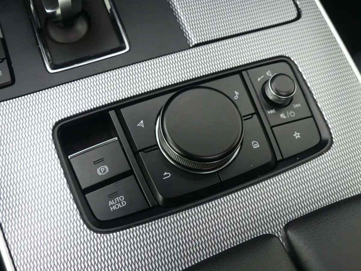 2.5 e-SkyActiv PHEV Homura | PANORAMADAK | ADAPTIVE CRUISE | CAMERA V+A | 360 CAMERA | STUUR+STOELVERWARMING | STOELVENTILATIE | PARKEERSENSOREN V+A | ELEKTRISCHE ACHTERKLEP | HEAD-UP | NAVI