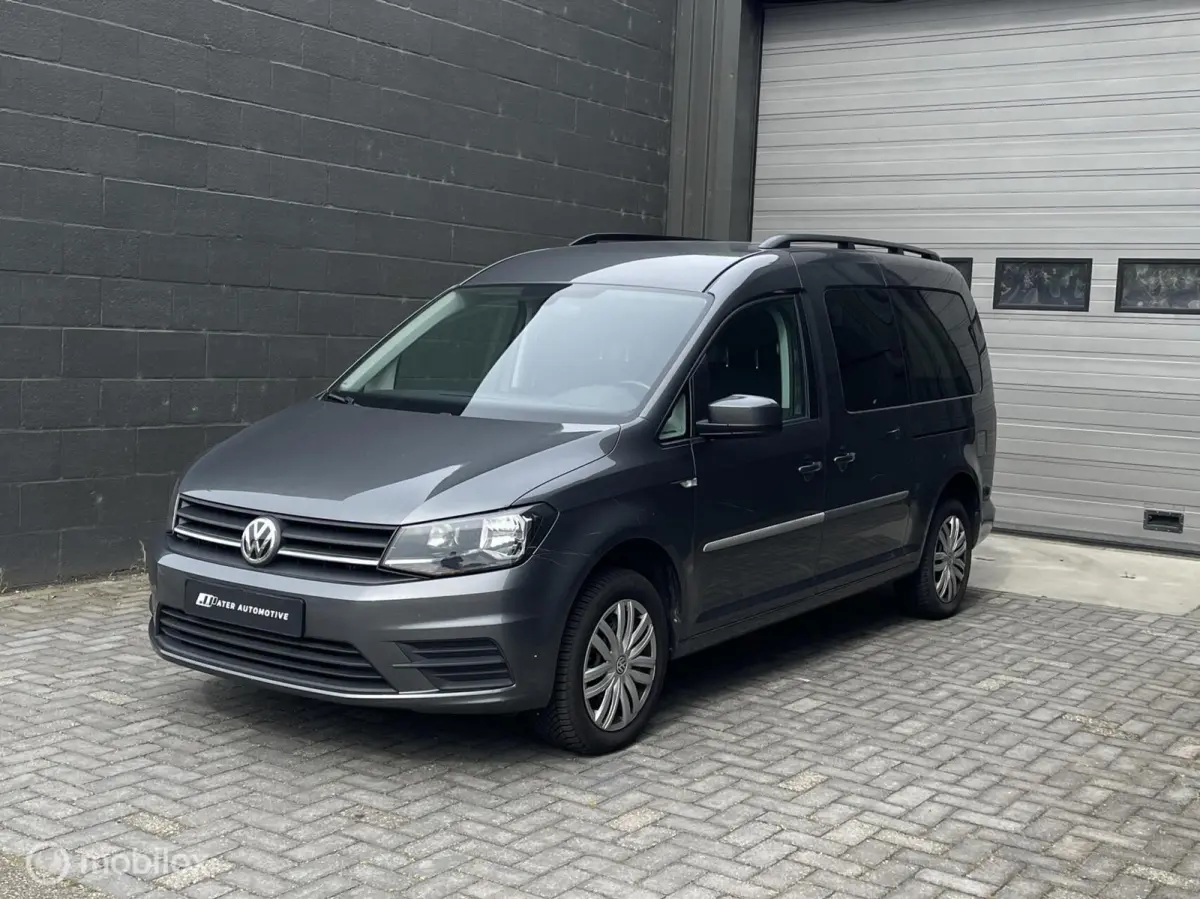 Maxi 1.4 TSI Benzine | 7-Persoons | Trekhaak | Parkeersensoren | 2x schuifdeur | Dubbele achterdeur |