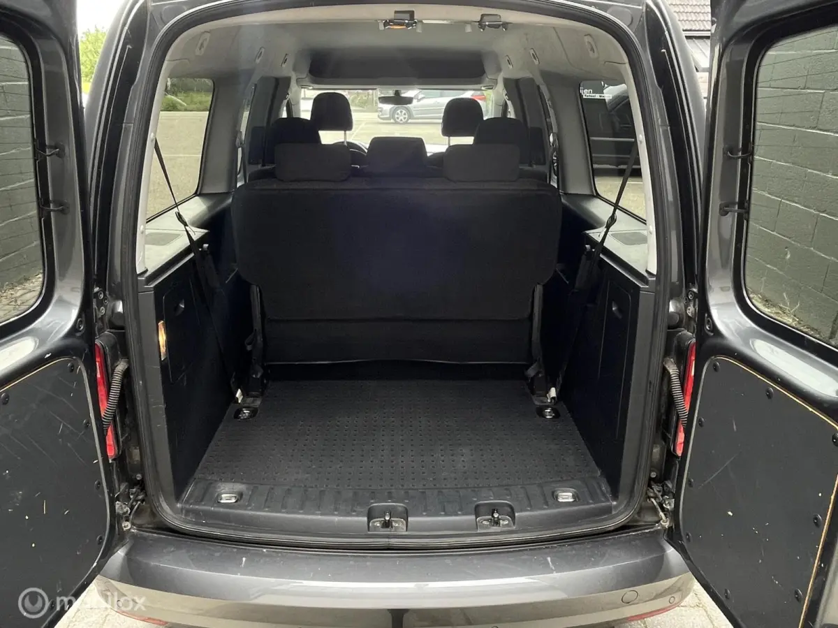 Maxi 1.4 TSI Benzine | 7-Persoons | Trekhaak | Parkeersensoren | 2x schuifdeur | Dubbele achterdeur |