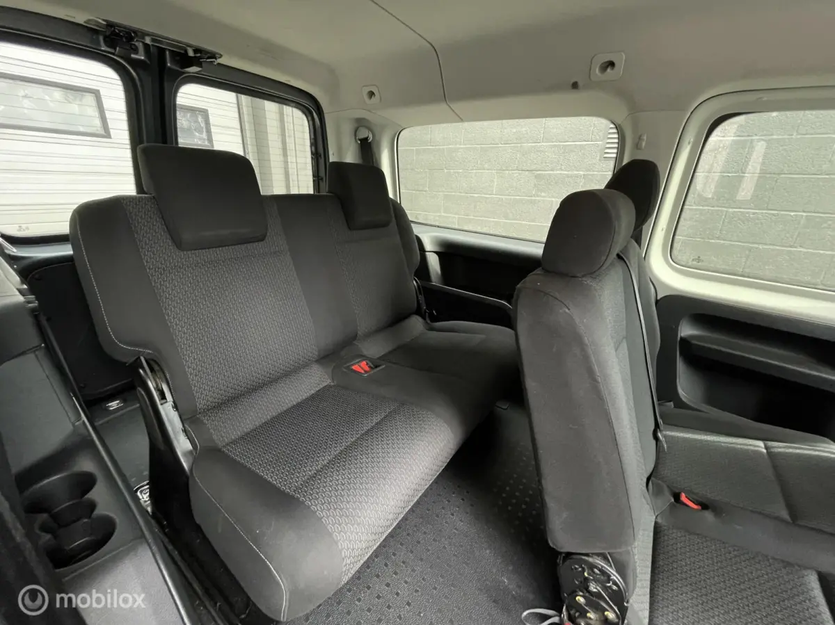 Maxi 1.4 TSI Benzine | 7-Persoons | Trekhaak | Parkeersensoren | 2x schuifdeur | Dubbele achterdeur |