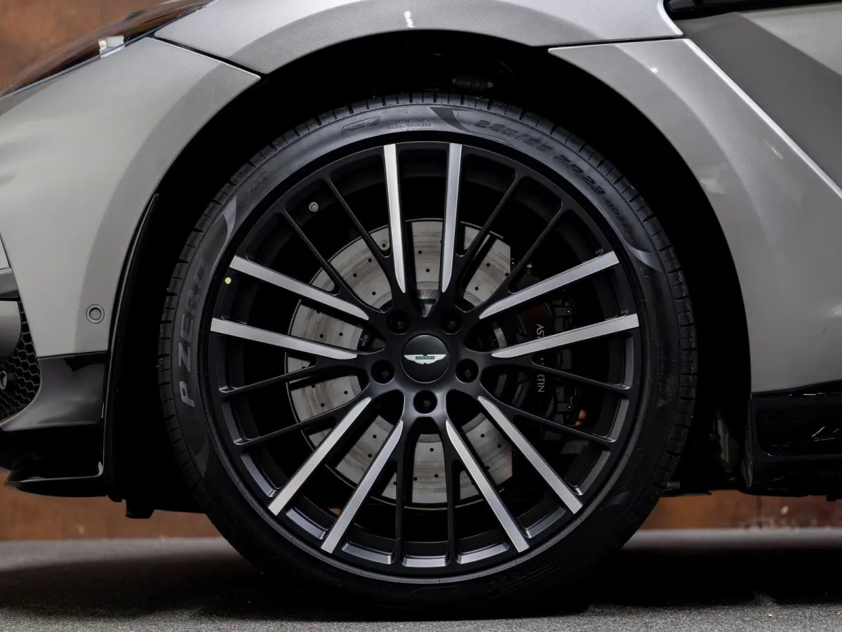 4.0 V8 707 | FACELIFT | ACC | 360° | Stoelventilatie | Keyless |