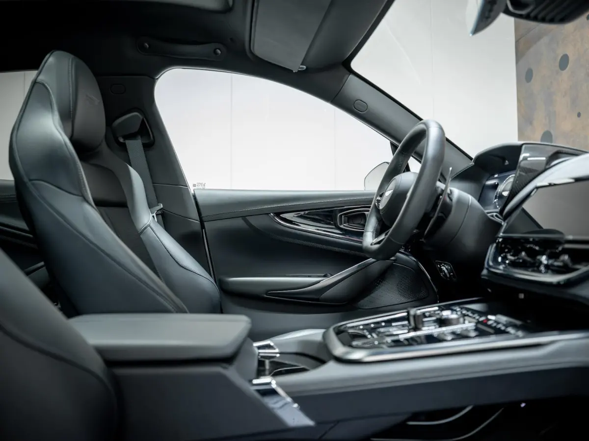4.0 V8 707 | FACELIFT | ACC | 360° | Stoelventilatie | Keyless |