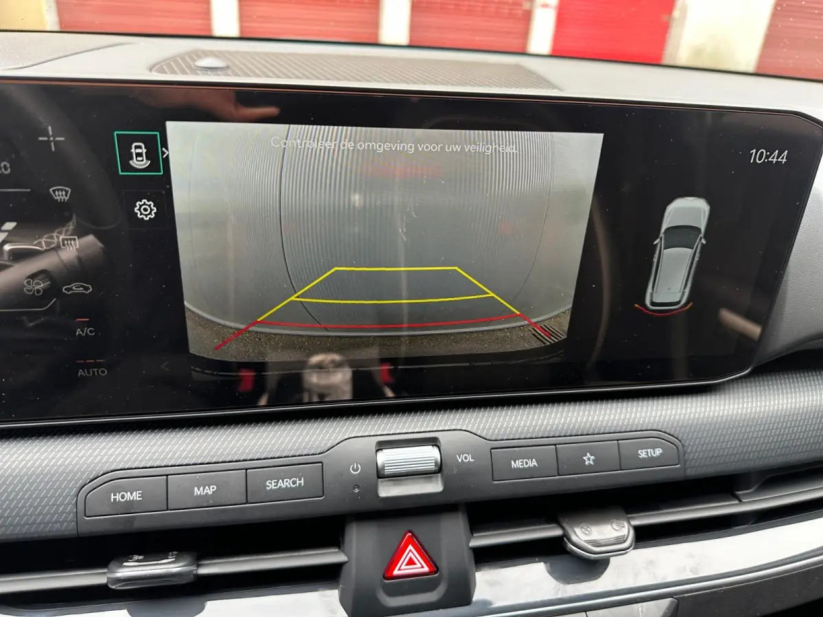 1.0 T-GDi MHEV GT-Line Launch Edition (pano) Dodehoekassistentie | Kruisend verkeersassistentie achter | Uitstapwaarschuwing | Stoel + stuurwielverwarming