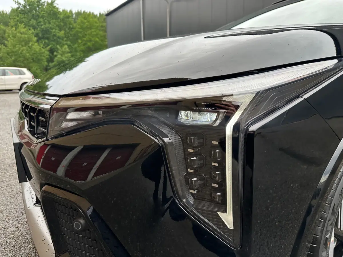 1.0 T-GDi MHEV GT-Line Launch Edition (pano) Dodehoekassistentie | Kruisend verkeersassistentie achter | Uitstapwaarschuwing | Stoel + stuurwielverwarming