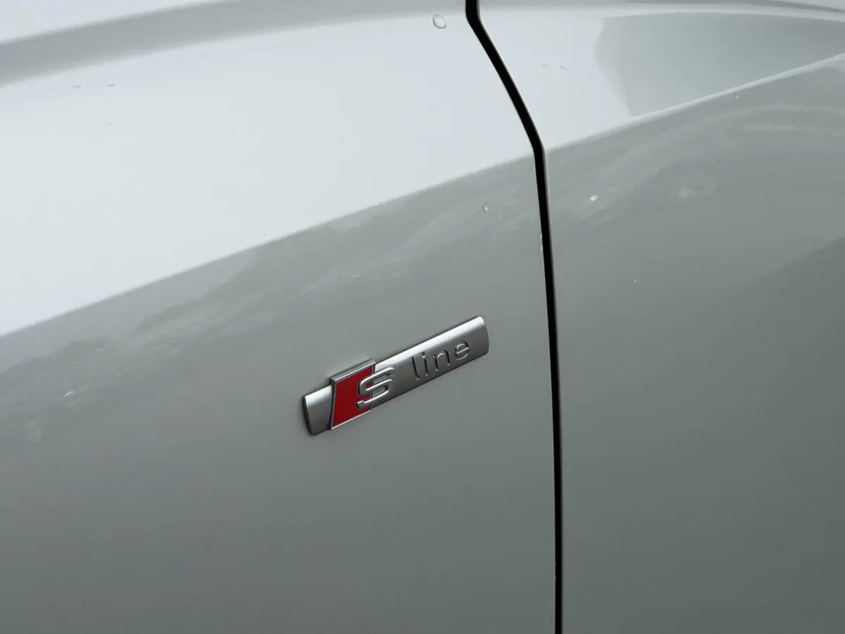 45 TFSI quattro edition one | Panoramadak | 360* Camera | Bang & Olufsen | Elektrische Achterklep | DAB |