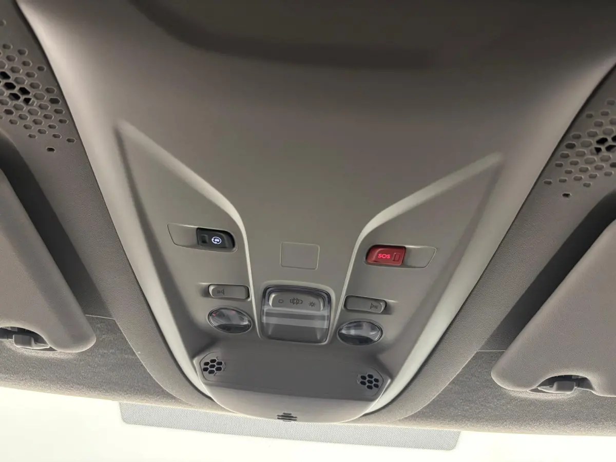 1.5 BlueHDi 100PK L2 Navigatie Airco Camera