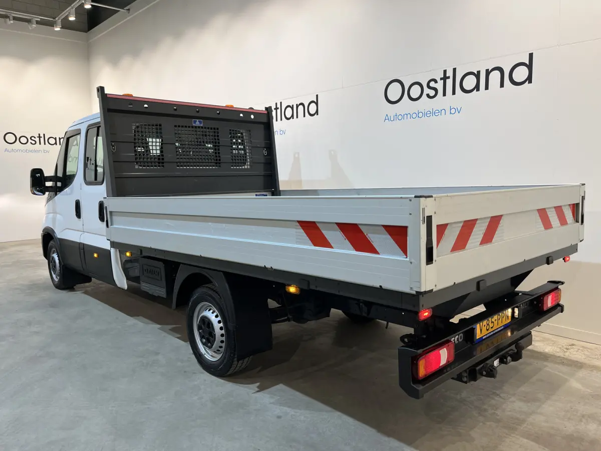 35S16 2.3 375 DC 7 pers. Open Laadbak / Euro 6 / Trekhaak 3.500 KG / Airco / Cruise Control / 32.300 KM !!